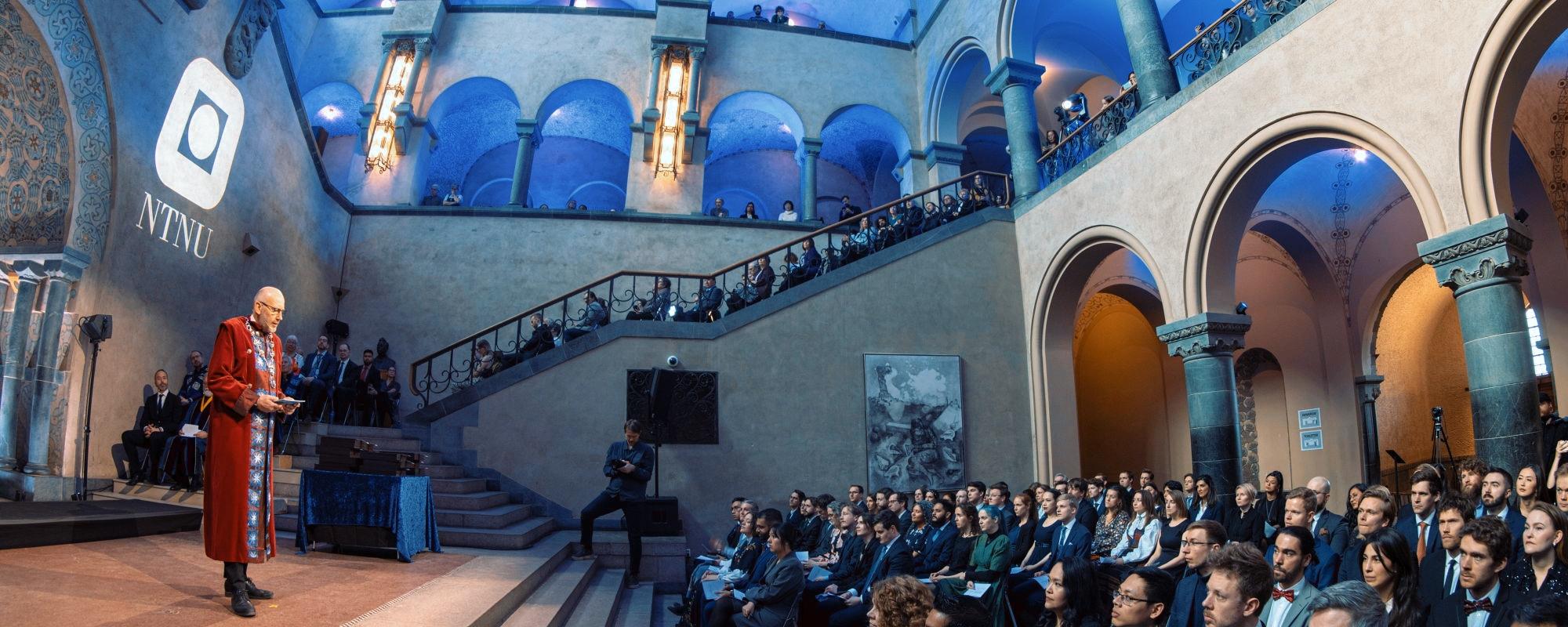 Rector Tor Grande holding a speech for the new doctors, in the Aula, Main Building.