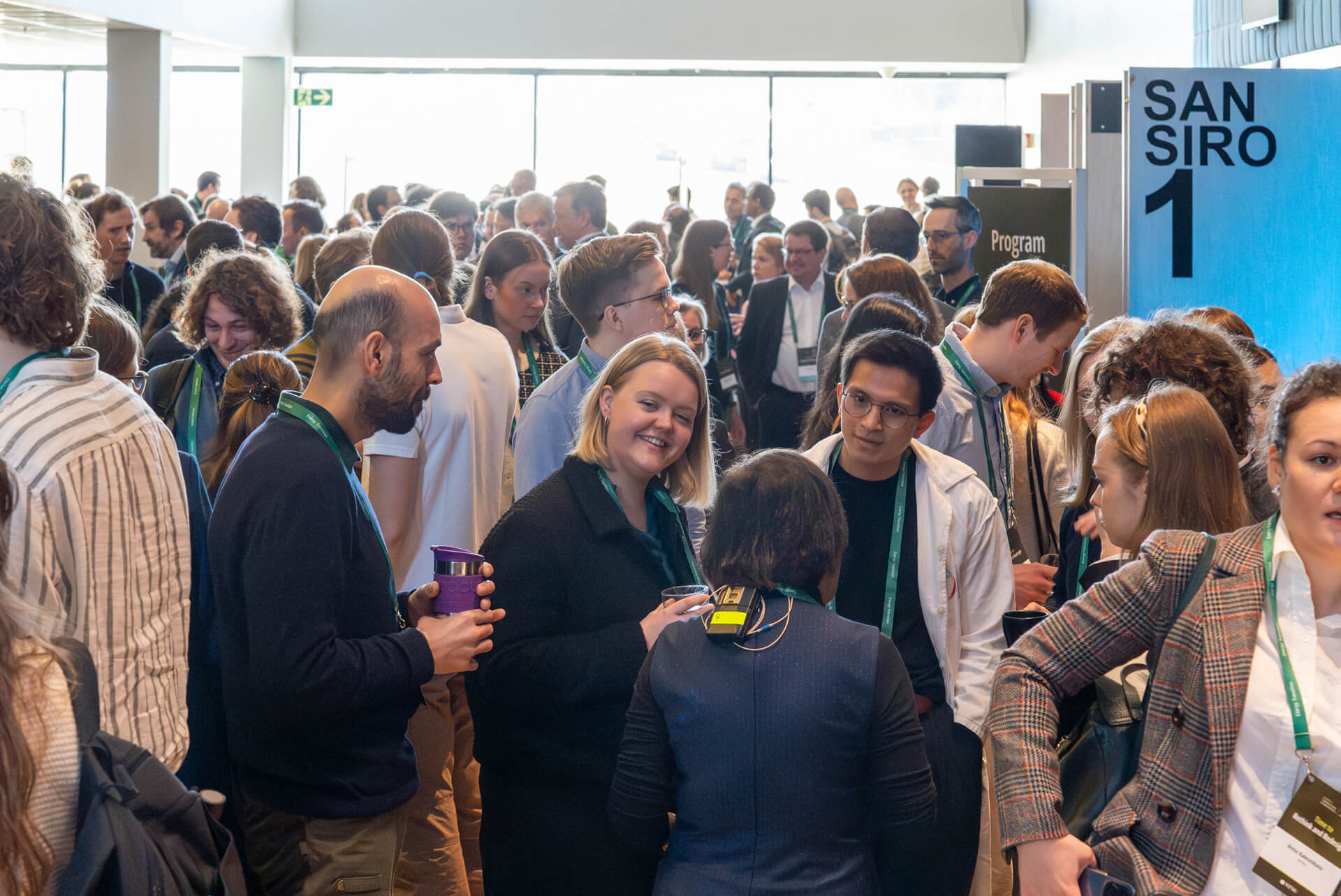 Mingling at NTNU Energy Transition Week 2026. Photo